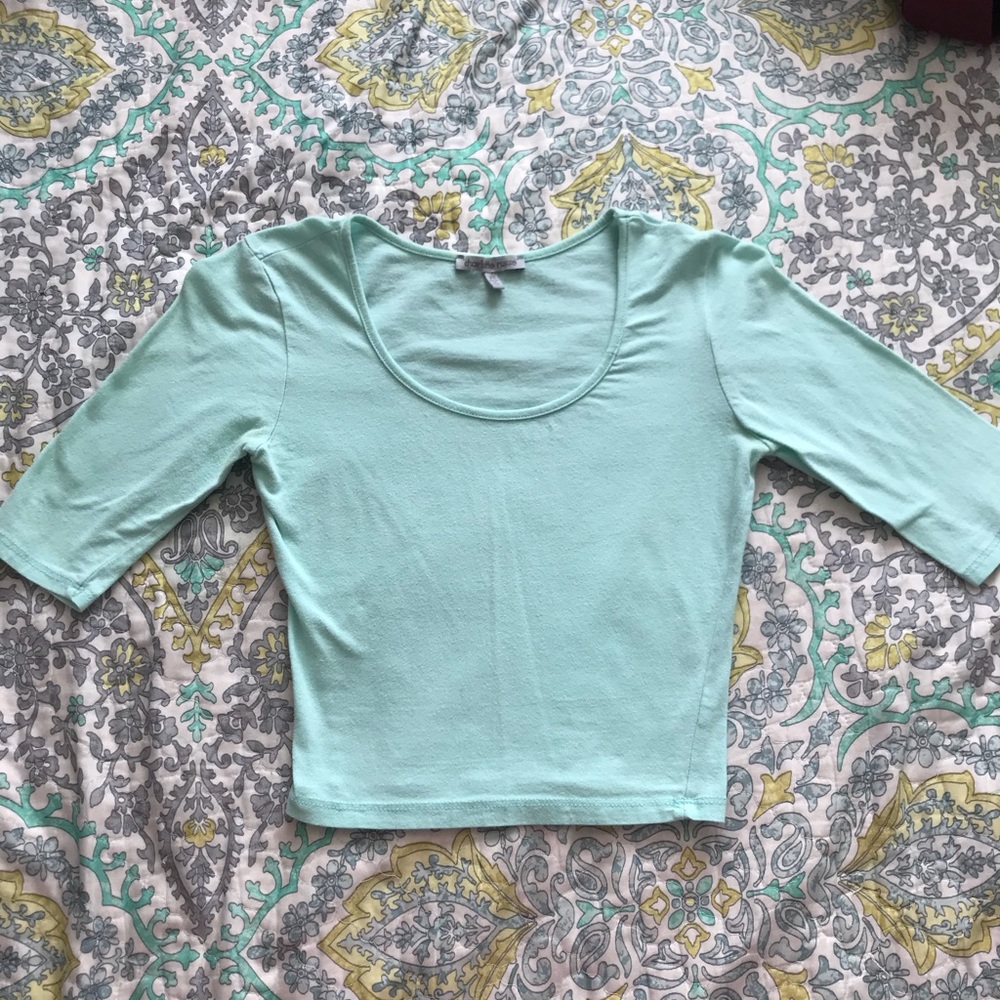 Crop top